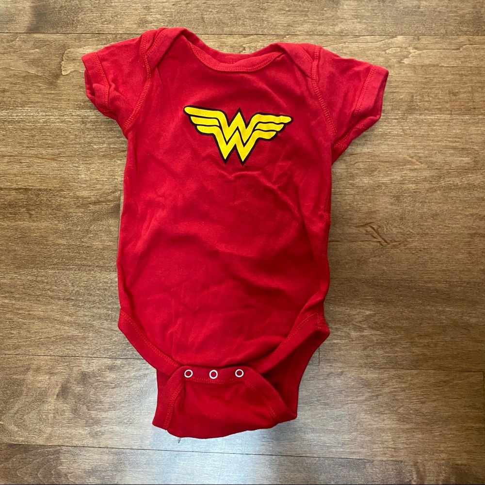 Wonder Woman red short sleeved onesie 12m